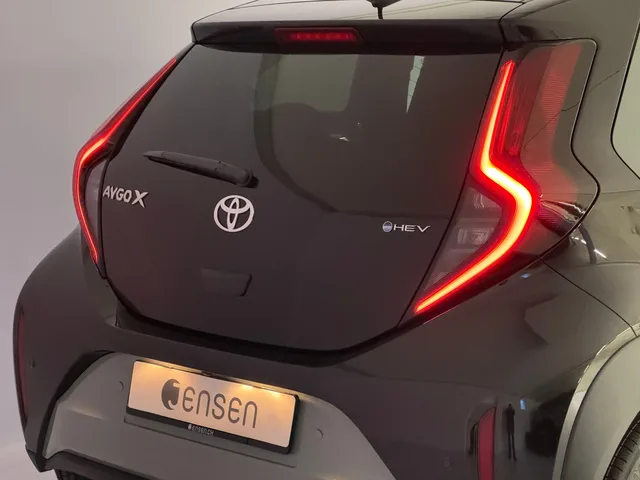 TOYOTA Aygo X 1.5 VVT-i HSD Trend