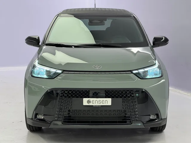 TOYOTA Aygo X 1.5 VVT-i HSD Style