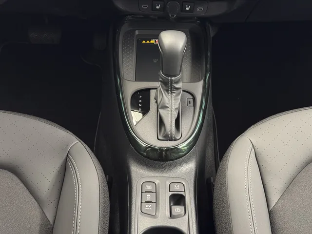TOYOTA Aygo X 1.5 VVT-i HSD Style