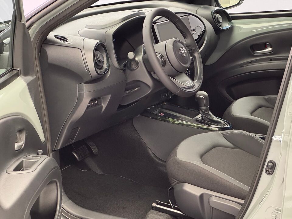Aygo X 1.5 VVT-i HSD Style