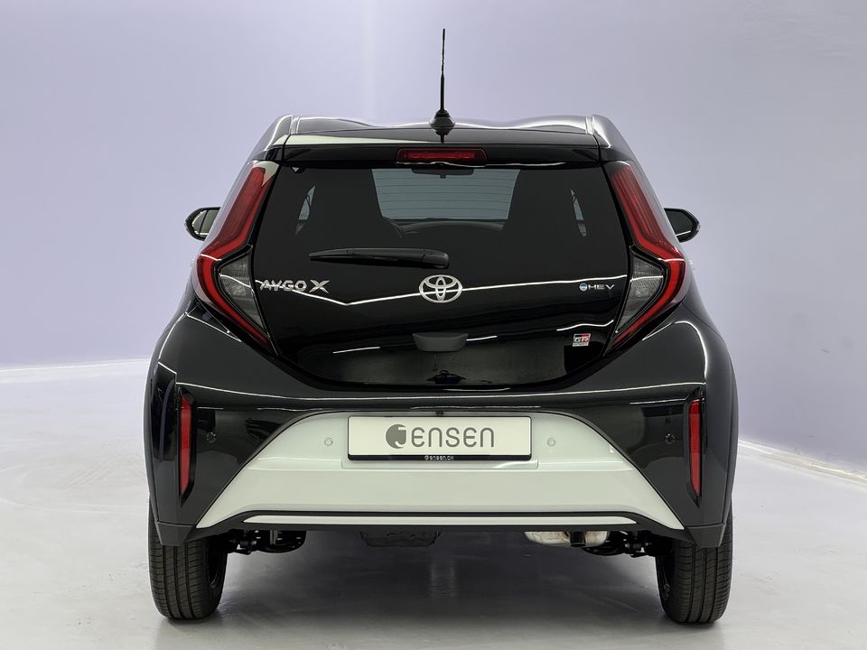 Aygo X 1.5 VVT-i HSD GR Sport