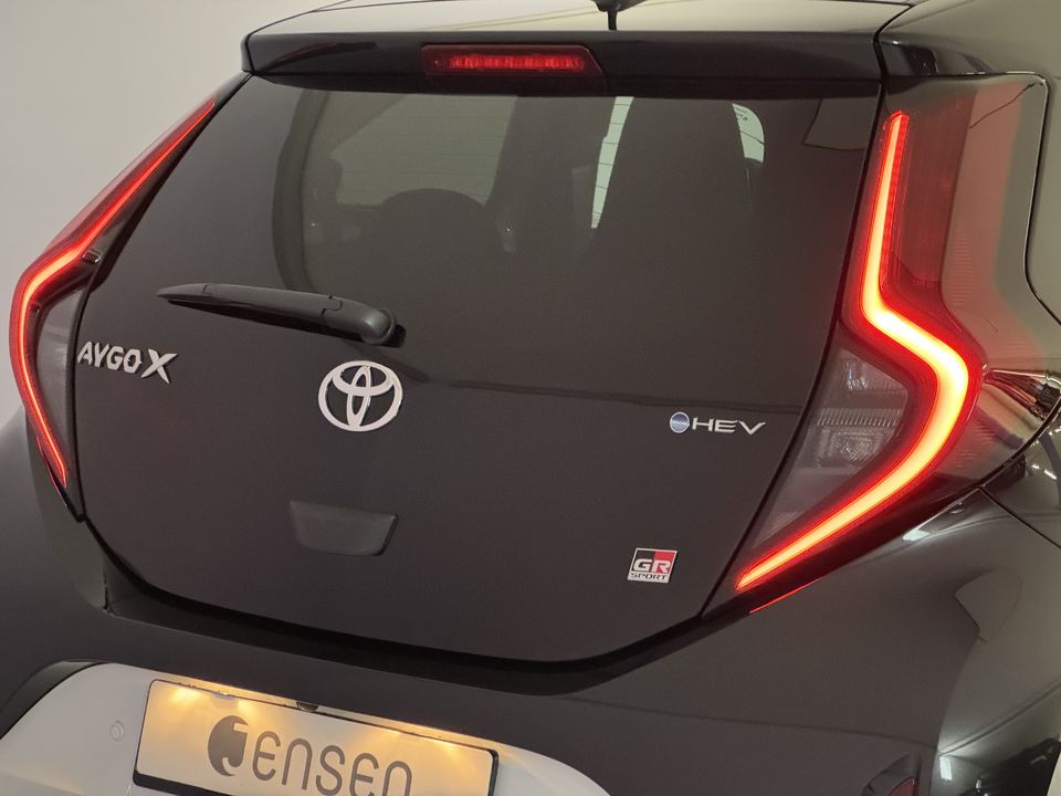Aygo X 1.5 VVT-i HSD GR Sport