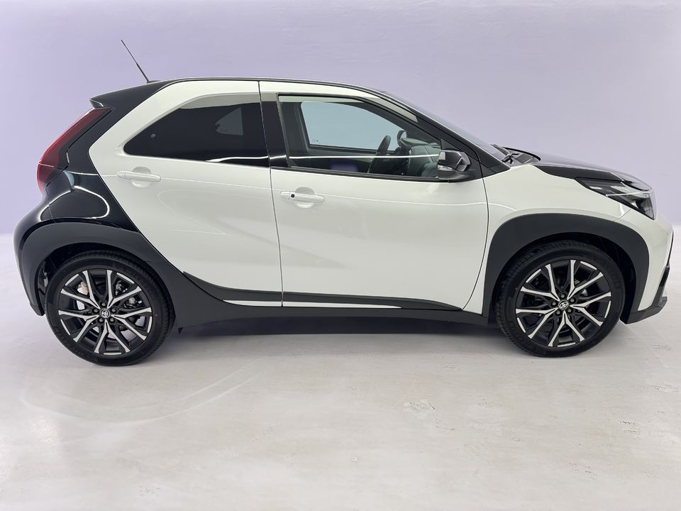 Aygo X 1.5 VVT-i HSD GR Sport