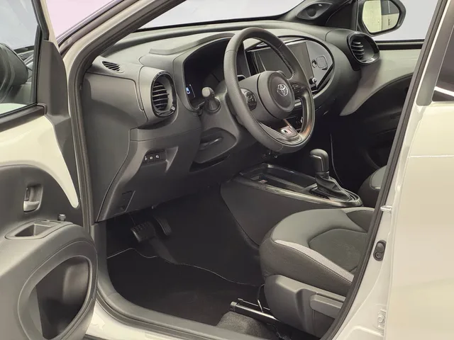 TOYOTA Aygo X 1.5 VVT-i HSD GR Sport