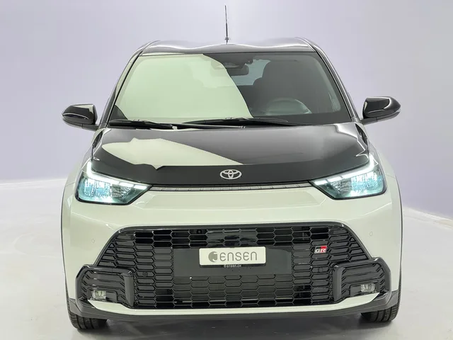 TOYOTA Aygo X 1.5 VVT-i HSD GR Sport
