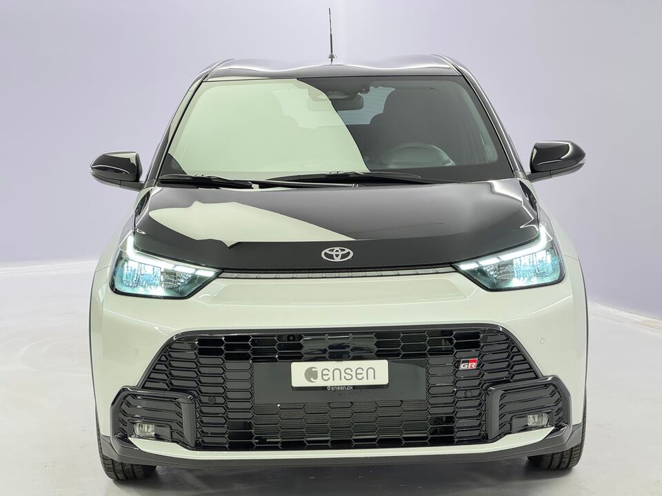 Aygo X 1.5 VVT-i HSD GR Sport