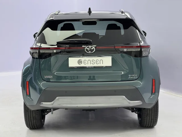 TOYOTA Yaris Cross 1.5 VVT-i HSD Premium AWD-i