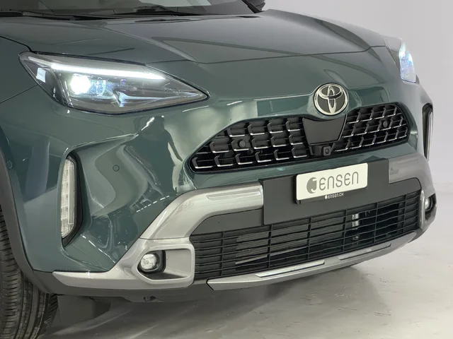 TOYOTA Yaris Cross 1.5 VVT-i HSD Premium AWD-i