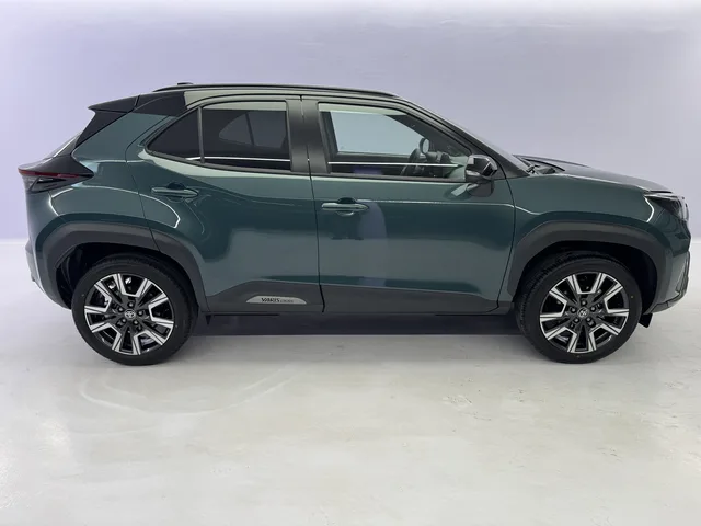 TOYOTA Yaris Cross 1.5 VVT-i HSD Premium AWD-i