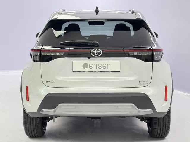 TOYOTA Yaris Cross 1.5 VVT-i HSD Premium AWD-i