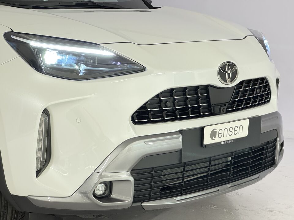 Yaris Cross 1.5 VVT-i HSD Premium AWD-i