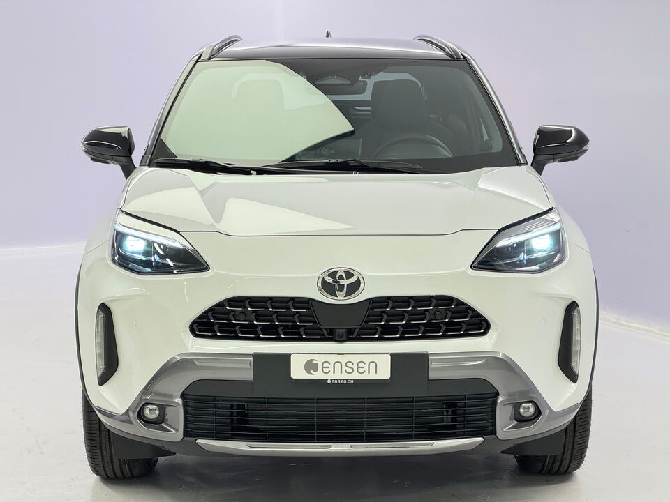 Yaris Cross 1.5 VVT-i HSD Premium AWD-i