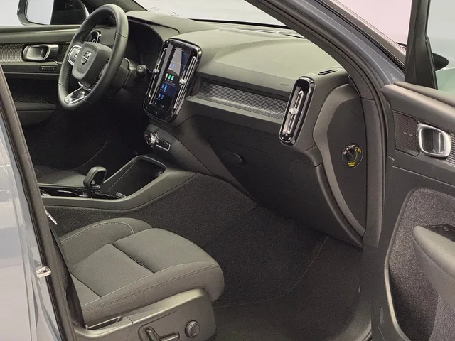 VOLVO XC40 P8 Twin Pro AWD