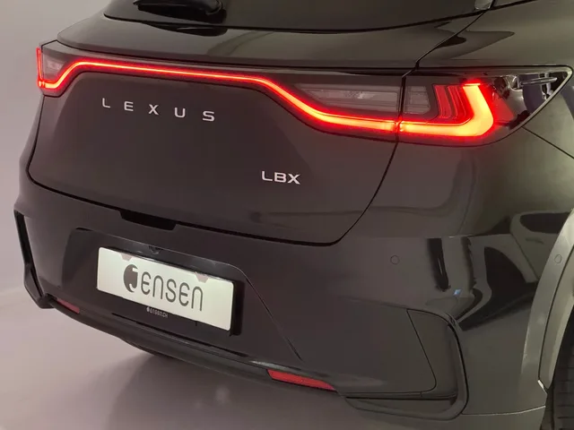 LEXUS LBX 1.5 Hybrid Vibrant Edition AWD