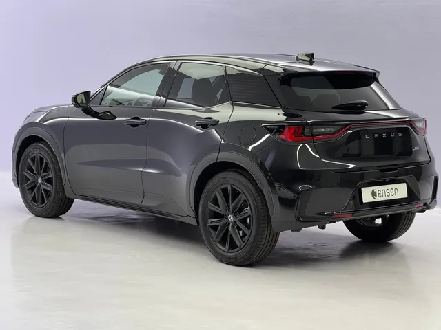 LEXUS LBX 1.5 Hybrid Vibrant Edition AWD