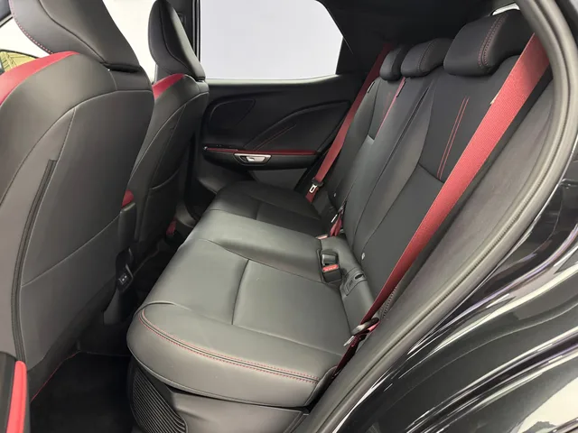 LEXUS LBX 1.5 Hybrid Vibrant Edition AWD