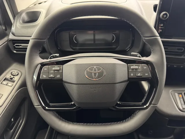 TOYOTA PROACE CITY Van L1 1.5 D Active