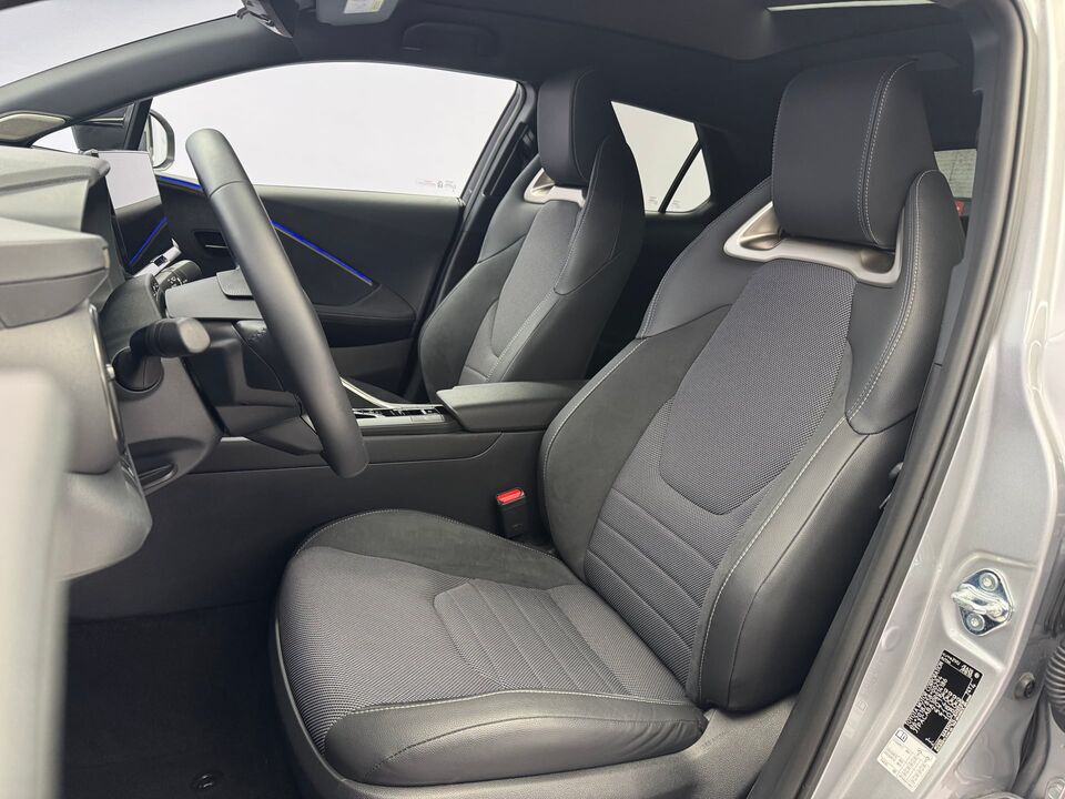 C-HR 2.0 HEV Style 4x4