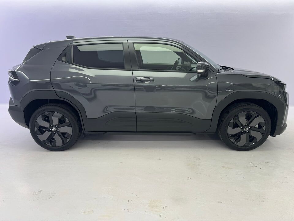 Urban Cruiser Premium AWD