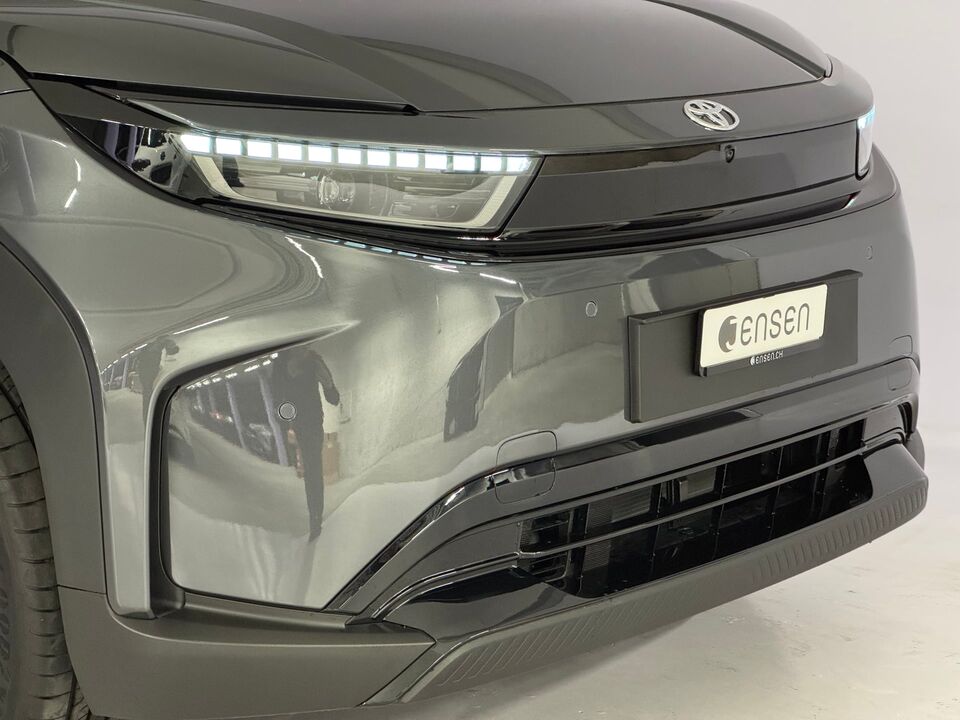 Urban Cruiser Premium AWD