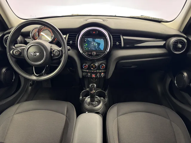 MINI Mini F55 1.5i Cooper