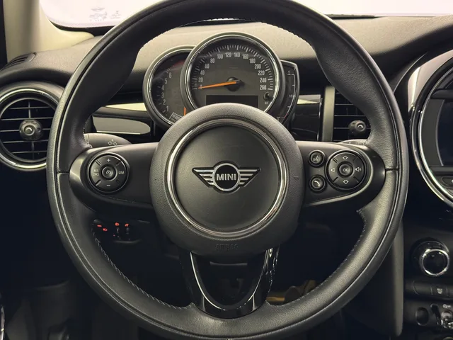 MINI Mini F55 1.5i Cooper