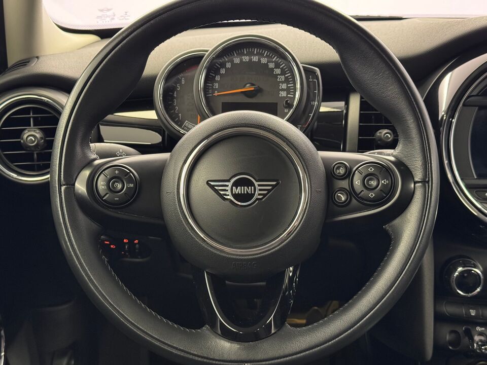 Mini F55 1.5i Cooper