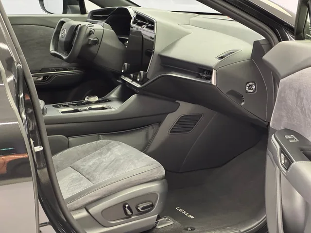 LEXUS RZ 500e Excellence AWD