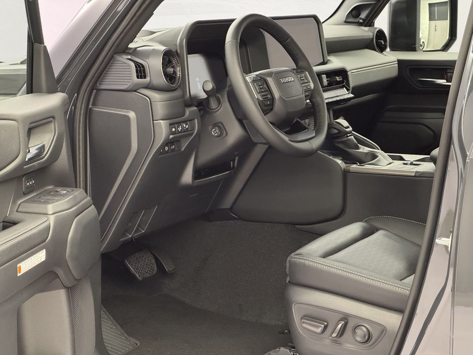 Land Cruiser 2.8 D 48V Invincible AWD