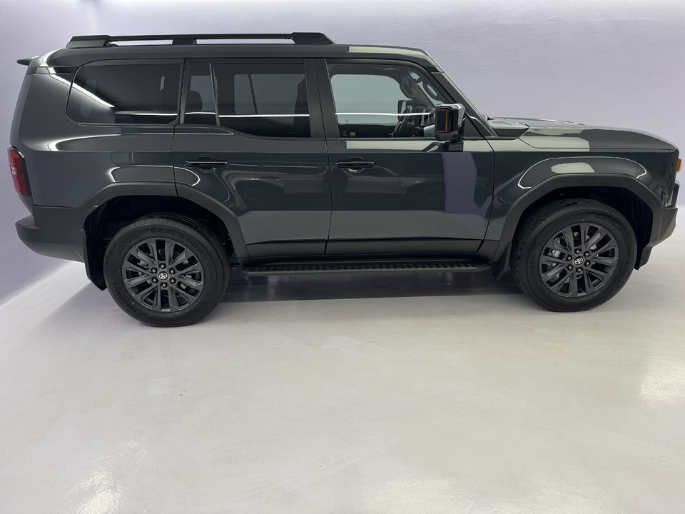 Land Cruiser 2.8 D 48V Invincible AWD
