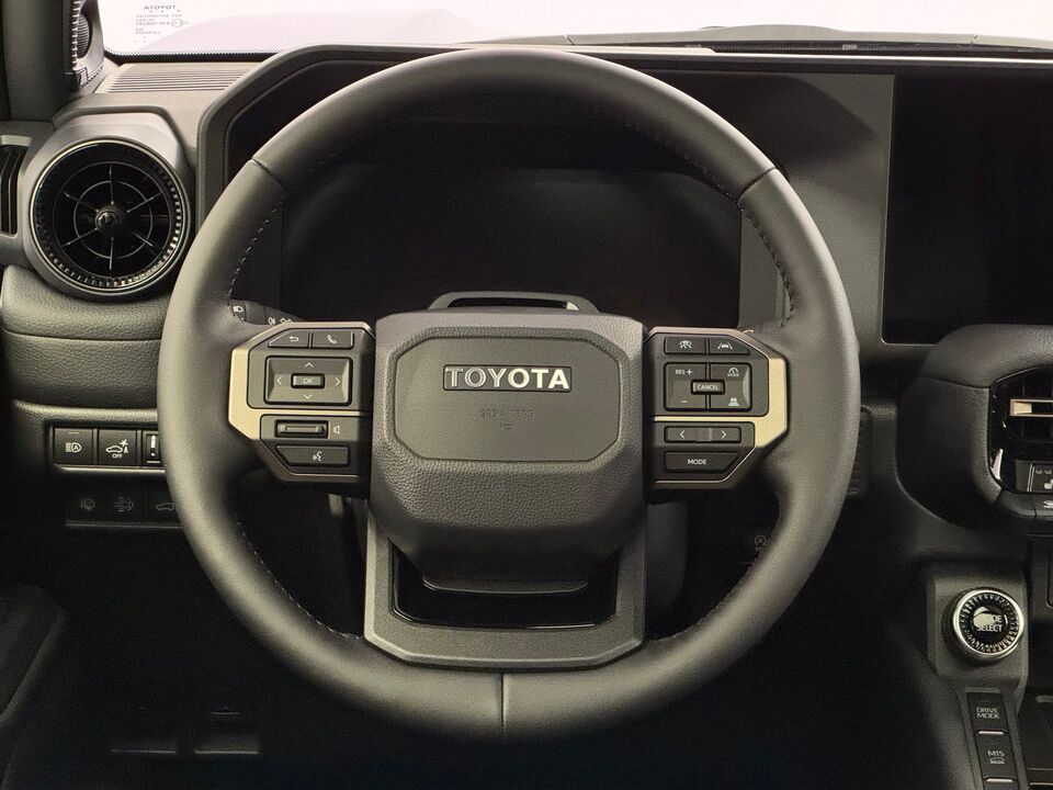 Land Cruiser 2.8 D 48V Invincible AWD