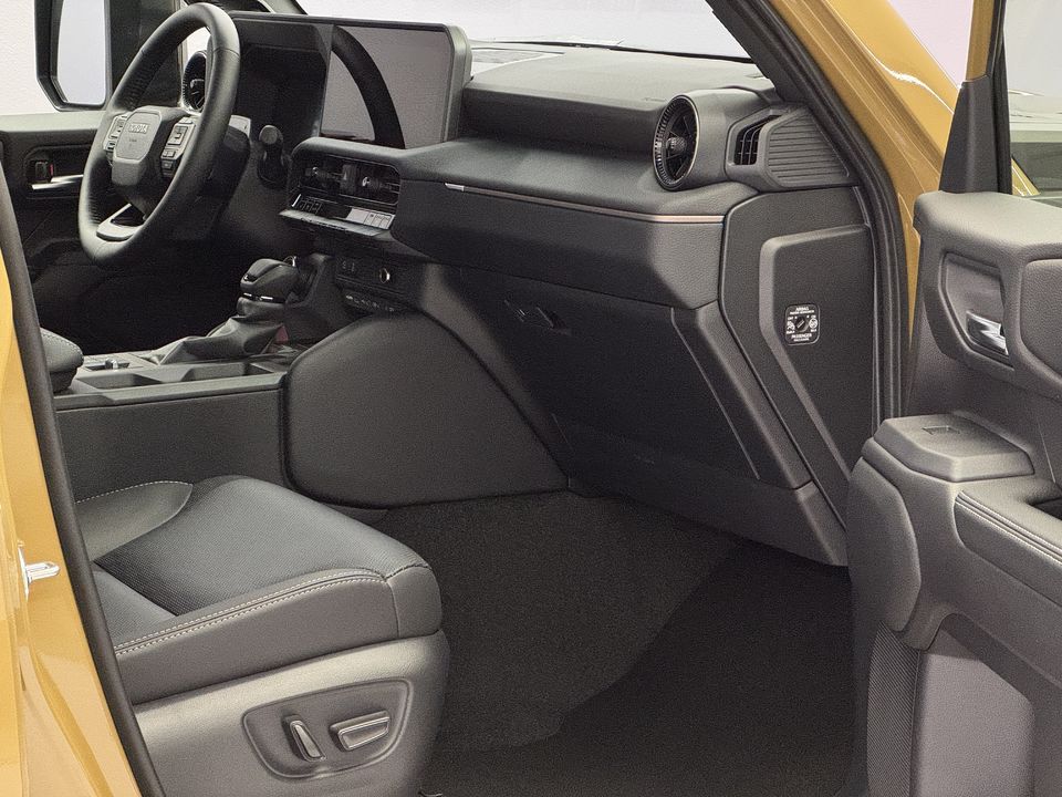 Land Cruiser 2.8 D 48V Invincible AWD