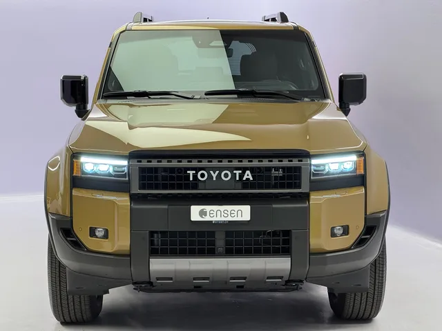 TOYOTA Land Cruiser 2.8 D 48V Invincible AWD