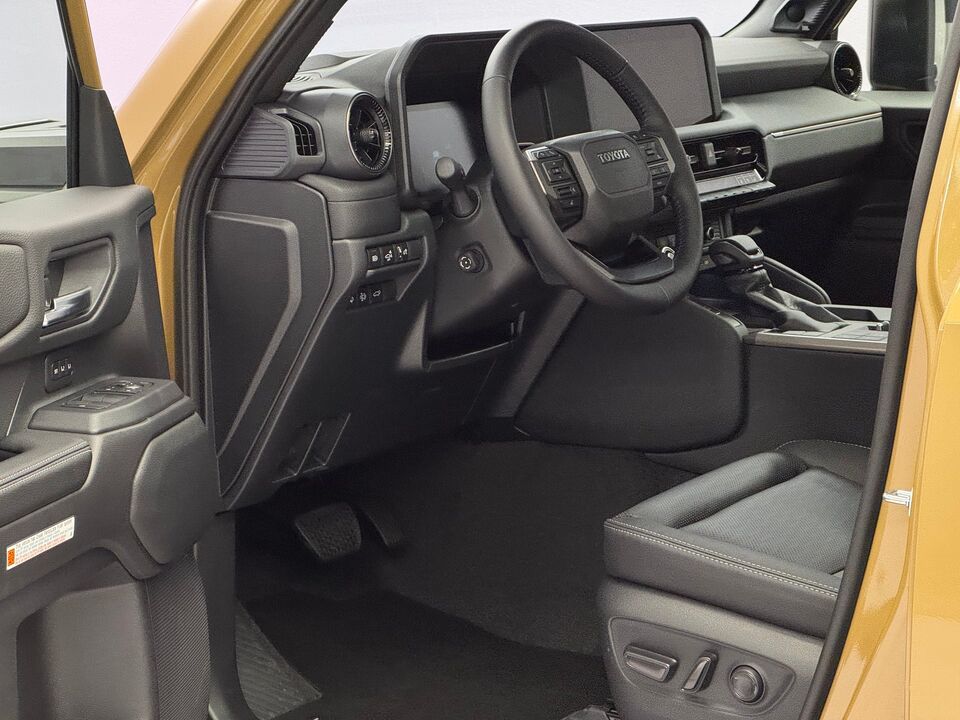 Land Cruiser 2.8 D 48V Invincible AWD