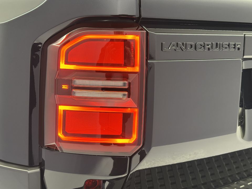 Land Cruiser 2.8 D 48V Invincible AWD