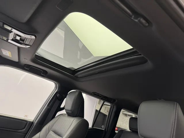 TOYOTA Land Cruiser 2.8 D 48V Invincible AWD