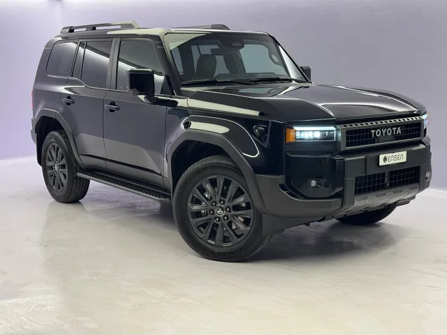 TOYOTA Land Cruiser 2.8 D 48V Invincible AWD