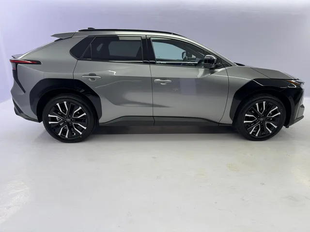 TOYOTA bZ4X Premium AWD