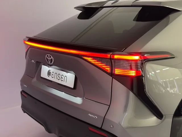 TOYOTA bZ4X Premium AWD