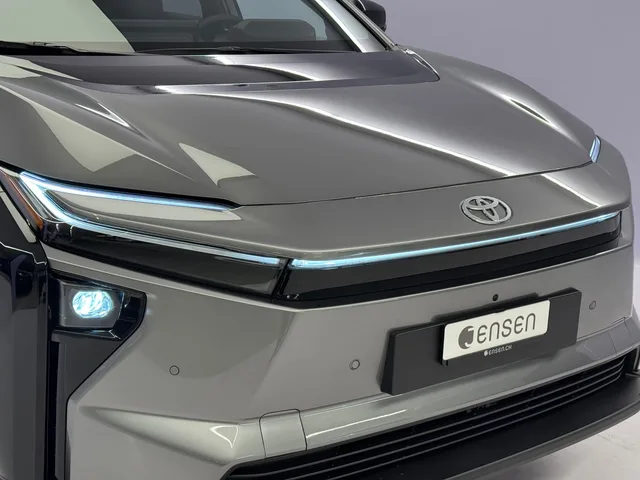 TOYOTA bZ4X Premium AWD