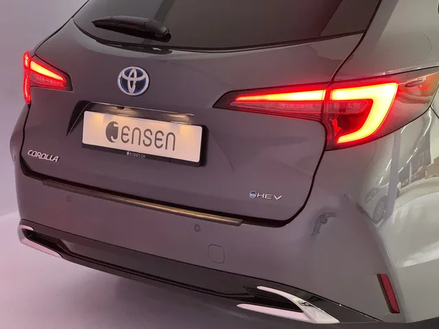 TOYOTA Corolla Touring Sports 2.0 HSD Trend
