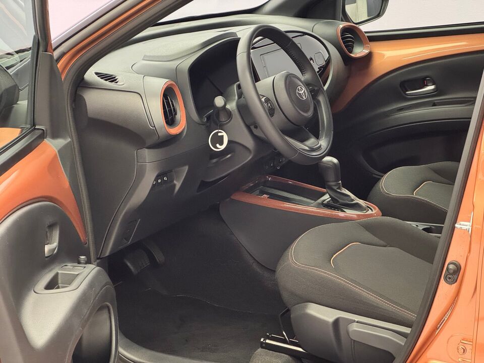 Aygo X 1.5 VVT-i HSD Trend