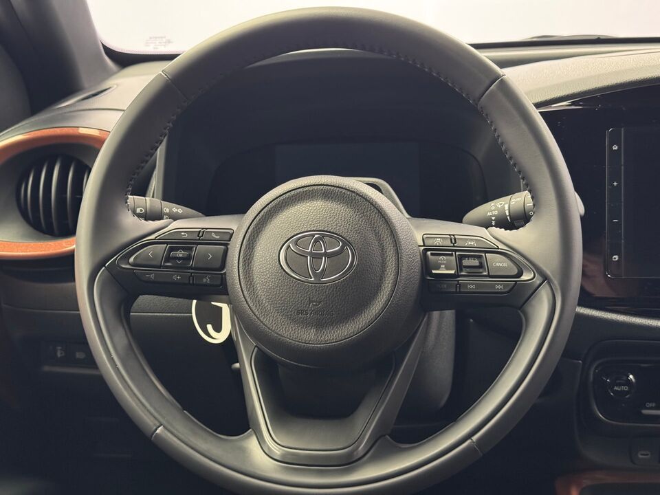 Aygo X 1.5 VVT-i HSD Trend