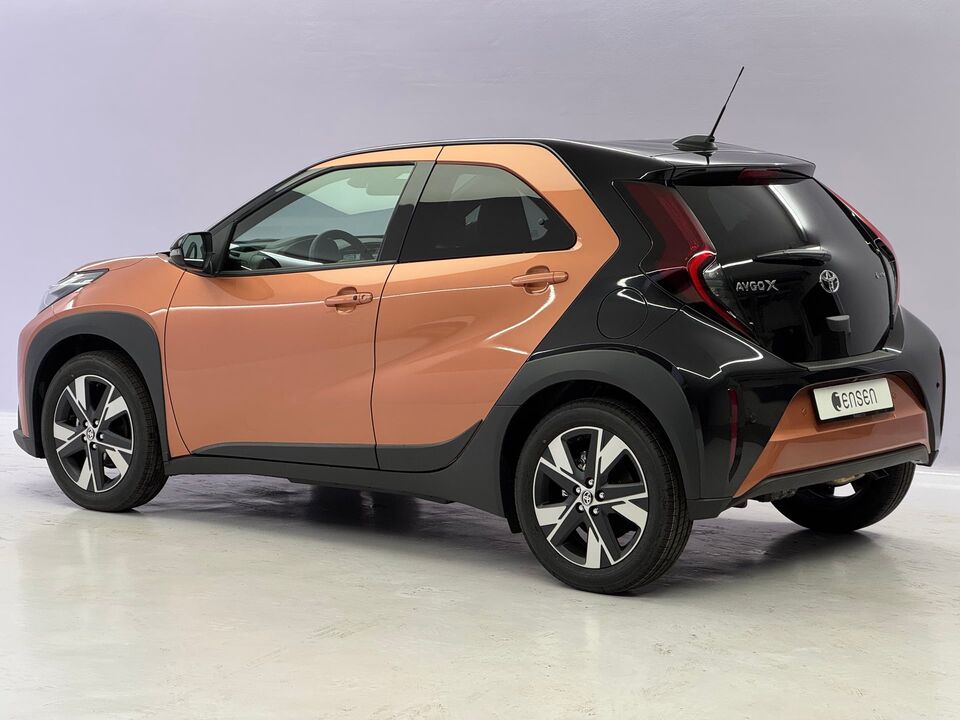 Aygo X 1.5 VVT-i HSD Trend