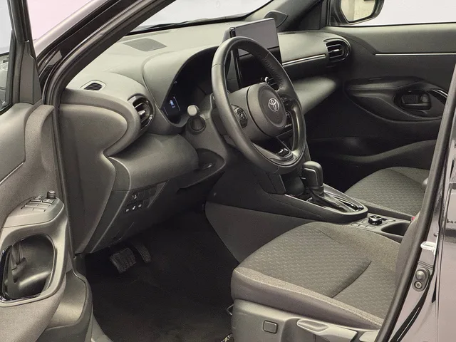 TOYOTA Yaris Cross 1.5 VVT-i HSD Trend AWD-i