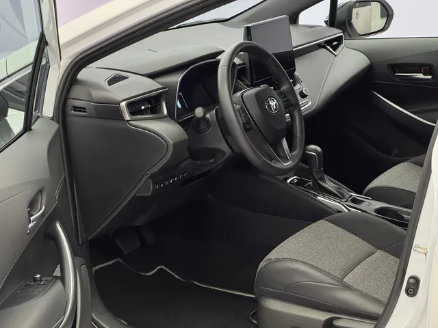 TOYOTA Corolla Touring Sports 1.8 HSD Trend