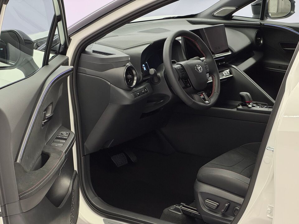 C-HR 2.0 HEV GR Sport 4x4