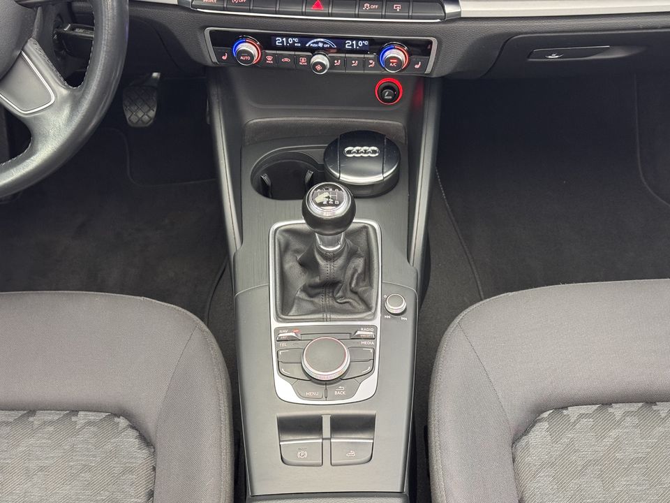 A3 Cabriolet 1.4 T FSI ultra Attraction