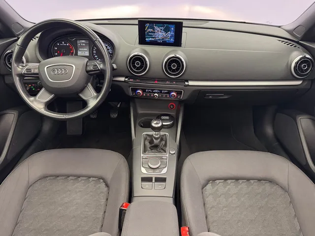 AUDI A3 Cabriolet 1.4 T FSI ultra Attraction