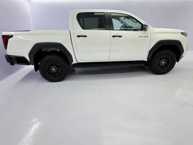 TOYOTA Hilux Double Cab.-Pick-up 2.8 D-4D MHEV 204 Advanced 4x4